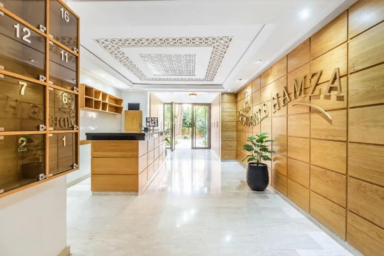 לובי הקבלה של ZARI Boutique ApartHotel